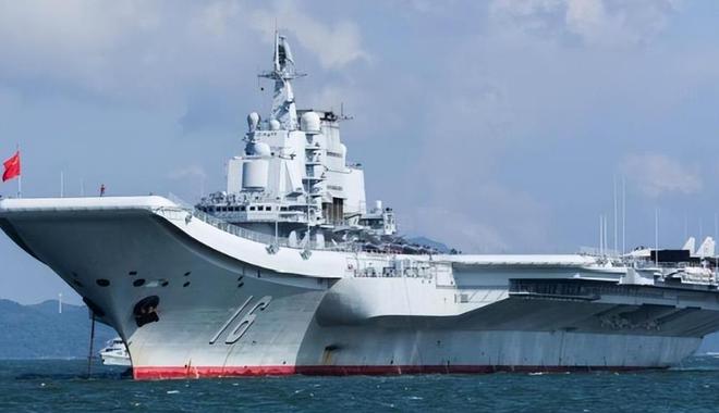 遼寧號(hào)航母編隊(duì)，中國(guó)海軍力量的璀璨明珠