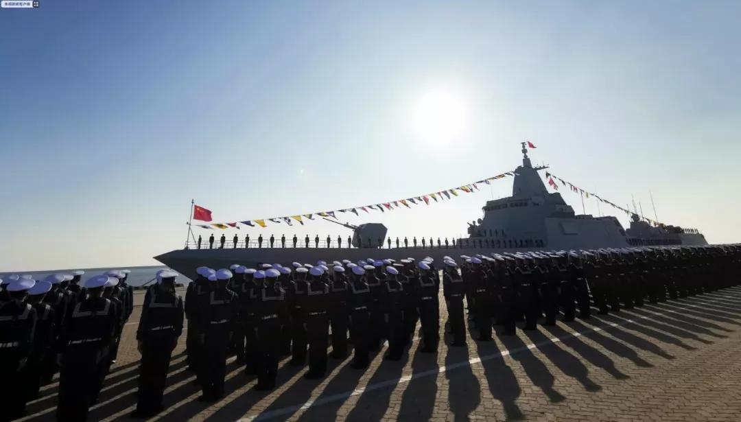南昌艦艦長(zhǎng)，一位海軍英雄的榮耀與擔(dān)當(dāng)，南昌艦艦長(zhǎng)，海軍英雄的榮耀與擔(dān)當(dāng)之旅