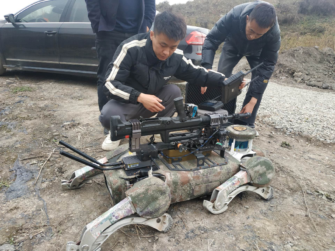 軍用重型防彈盾牌，保護(hù)戰(zhàn)士的生命線，軍用重型防彈盾牌，戰(zhàn)士的生命守護(hù)者