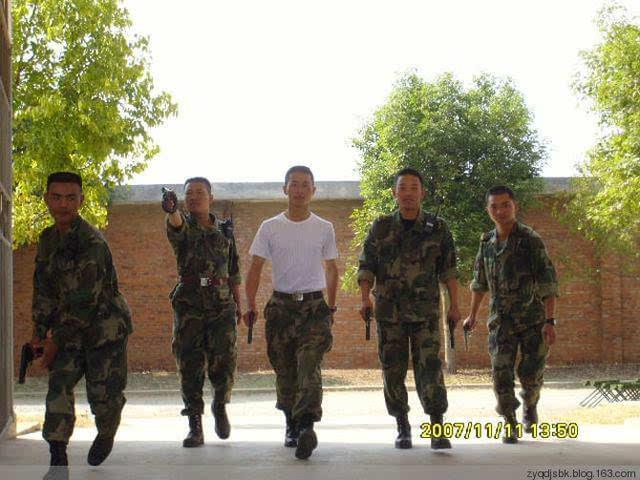 龍焱特種部隊大隊長，英勇無畏的領袖與傳奇戰(zhàn)士的典范，龍焱特種部隊大隊長，英勇無畏的領袖與戰(zhàn)士傳奇典范