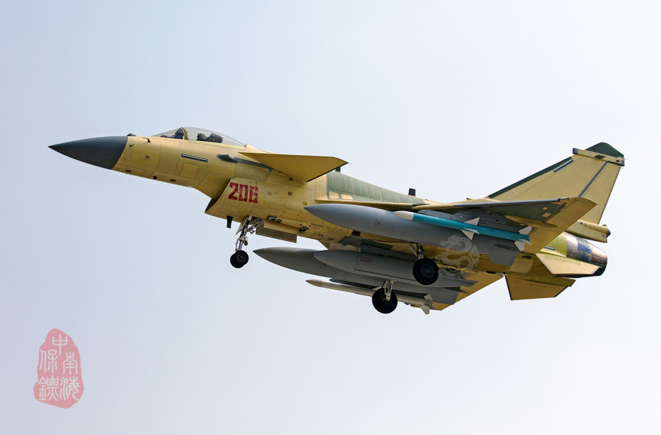 殲10的原型機是什么？深度解析中國空軍的主力戰(zhàn)斗機起源，揭秘殲10原型機，深度解析中國空軍主力戰(zhàn)斗機起源