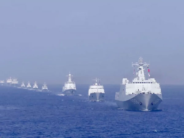 人民海軍成立70周年閱兵，輝煌成就與堅定前行，人民海軍成立70周年閱兵，輝煌成就鑄就，堅定前行展雄姿