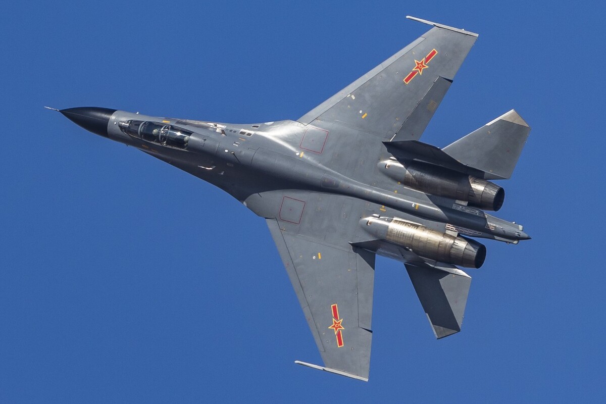 殲-11戰(zhàn)斗機(jī)深度解析資料，殲-11戰(zhàn)斗機(jī)深度解析與性能探討