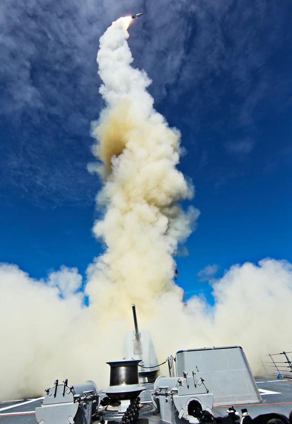 導(dǎo)彈驅(qū)逐艦與護衛(wèi)艦的區(qū)別，深入解析兩種軍艦的特性和功能，導(dǎo)彈驅(qū)逐艦與護衛(wèi)艦特性與功能深度解析，兩大軍艦類型之差異解析