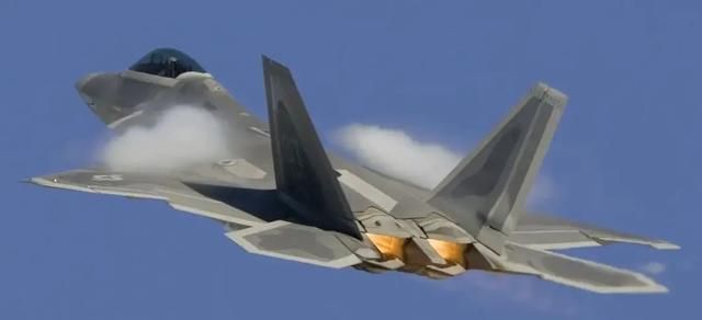 幾架殲-8換一架F-22，中國(guó)空軍現(xiàn)代化轉(zhuǎn)型的深度解析，中國(guó)空軍現(xiàn)代化轉(zhuǎn)型，殲-8換F-22的深度解析