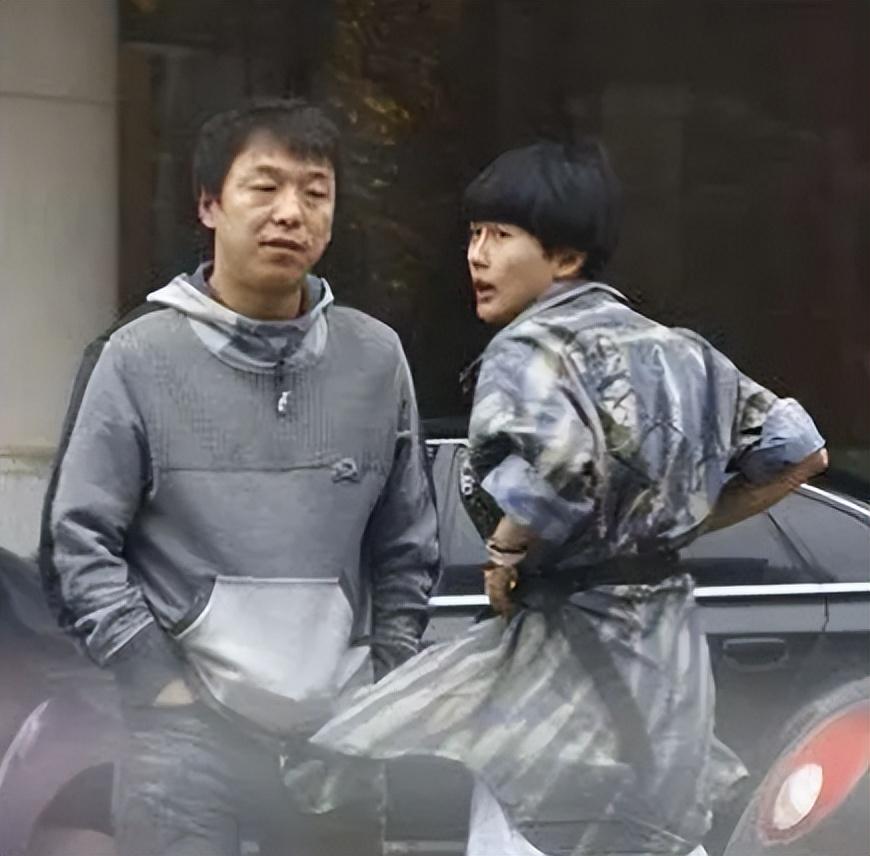 黃渤老婆的個(gè)人資料，揭秘背后的神秘面紗，黃渤老婆神秘面紗揭秘，個(gè)人資料顯示其非凡魅力