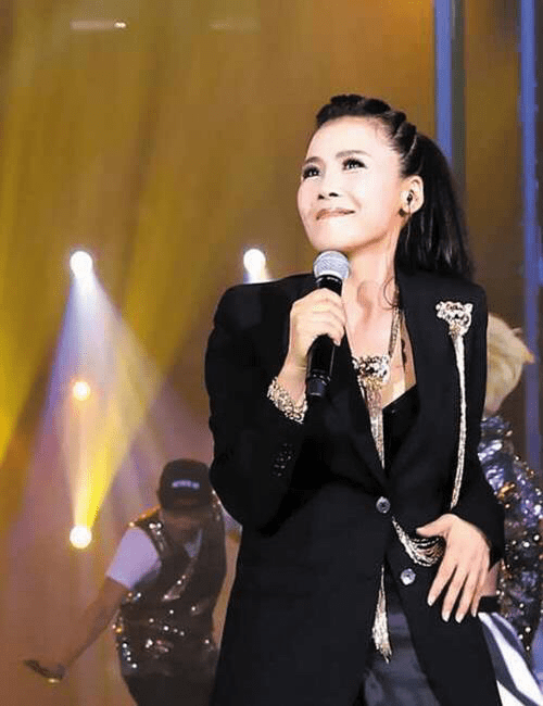 歌手田震個(gè)人資料簡(jiǎn)介，田震個(gè)人簡(jiǎn)介資料