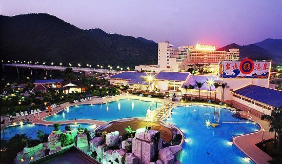 廣州碧水灣溫泉度假村，體驗(yàn)真正的休閑度假勝地，廣州碧水灣溫泉度假村，盡享休閑度假樂(lè)趣的絕佳勝地