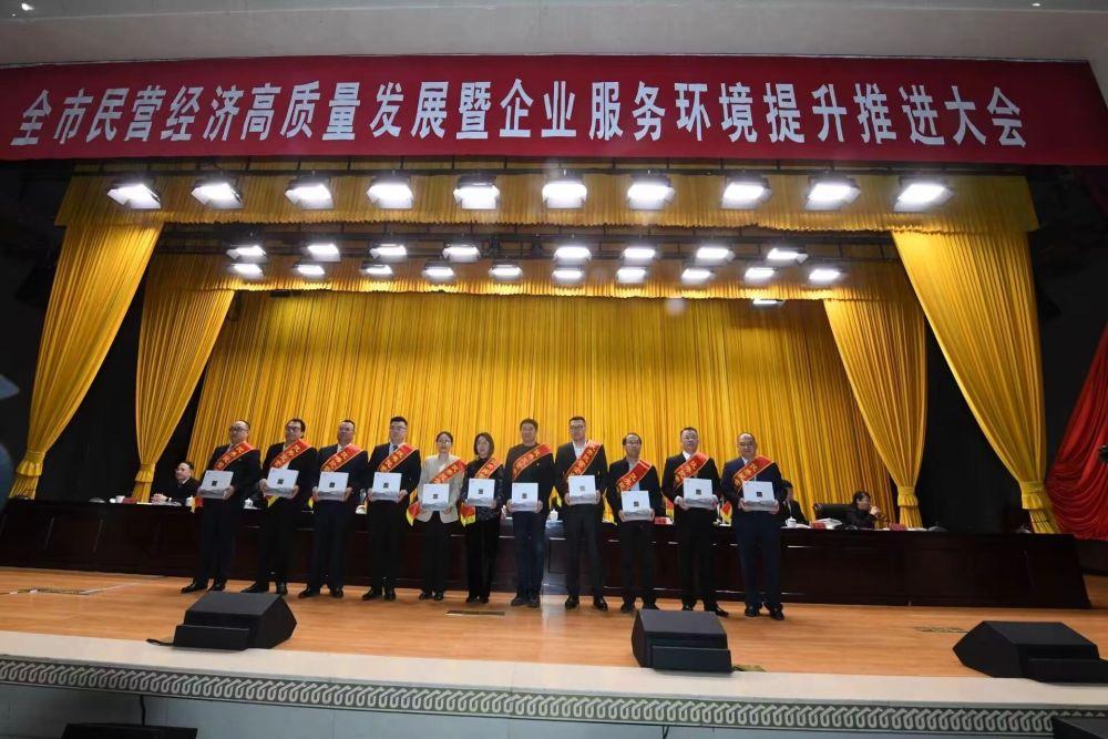 新澳全年免費(fèi)資料大全——探索與獲取指南，新澳全年免費(fèi)資料大全，探索與獲取的綜合指南