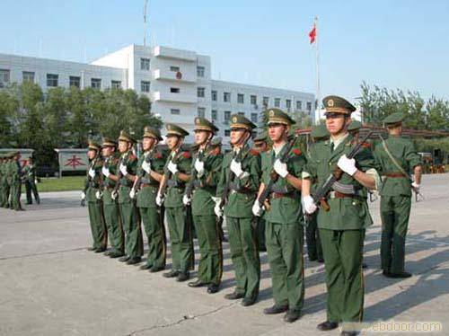 軍校報考視力要求2023年詳解，2023年軍校報考視力要求詳解