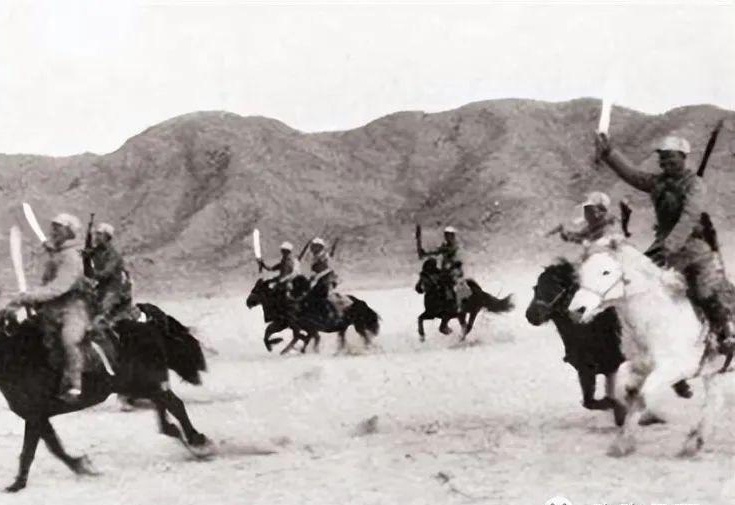 西路軍，歷史回顧與深入解析，西路軍歷史回顧與深度解析，戰(zhàn)略決策與戰(zhàn)爭影響研究